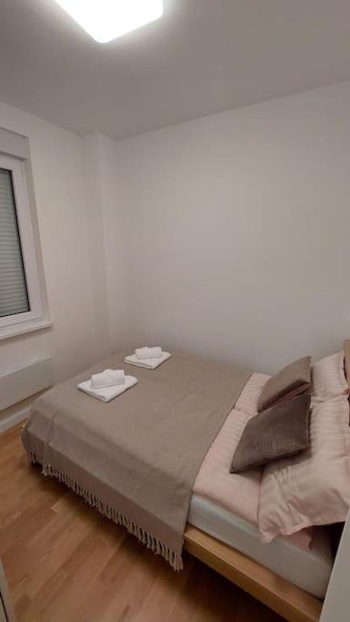 Apartment Green Lux Белград Экстерьер фото